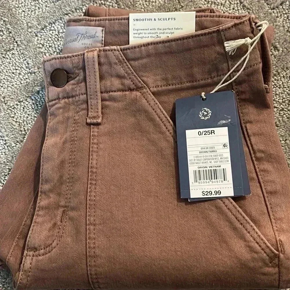 NWT Universal Thread‎ Jeans - Picture 7 of 7